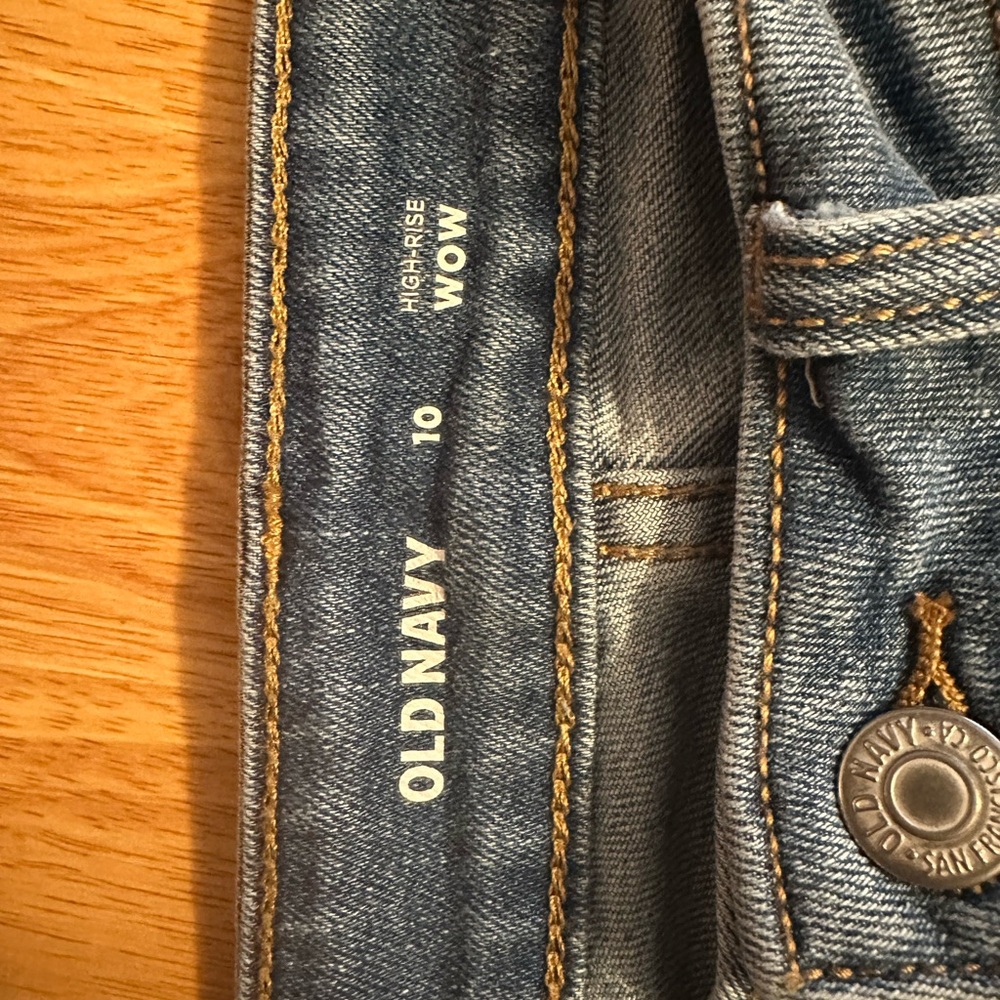 Old Navy Blue Jean Shorts Frayed Hem Casual - Picture 3 of 3